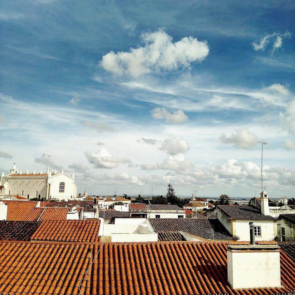 Hostel Raymundo Évora Exterior foto